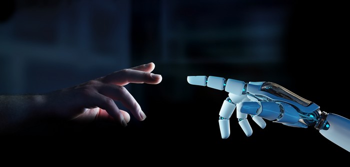 Cybercelves: "teleporting" humans into robots (picture: adobe.stock - sdecoret)