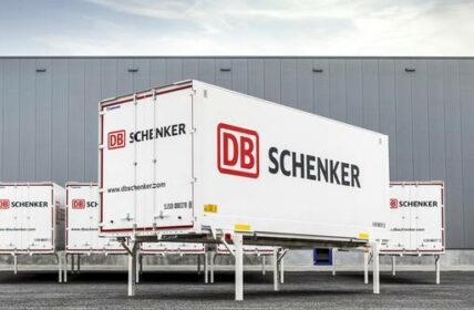 Maintenance-free Solar Telematics: DB Schenker revolutionises logistics with IoT in the swap-body fleet (photo: DB Schenker)