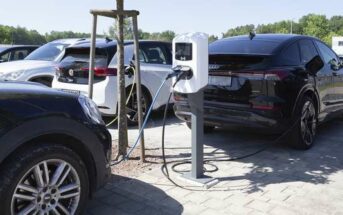 Elsner Elektronik: Electric vehicle charging columns for sustainability ( Photo: Copyright Elsner Elektronik GmbH )