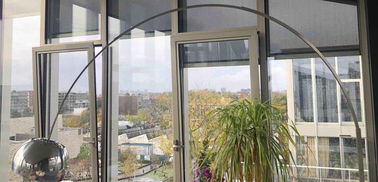 Automatischer Sonnenschutz im Duplex-Penthouse Amsterdam mit SELVE Home (Foto: SELVE)