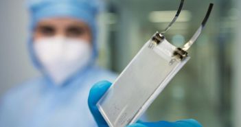 Neues Direktbeschichtungsverfahren revolutioniert leistungsstarke NiZn-Batterienproduktion als USV-Lösung in (Foto: Fraunhofer IZM. Volker Mai)